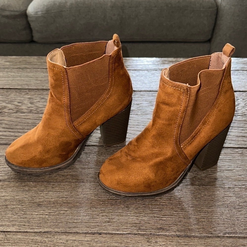 Bella Marie ELVY ankle booties